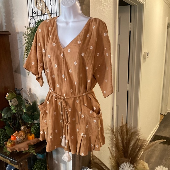 Dress Forum Pants - BOHO STYLE Brown Romper with White Pattern NWT